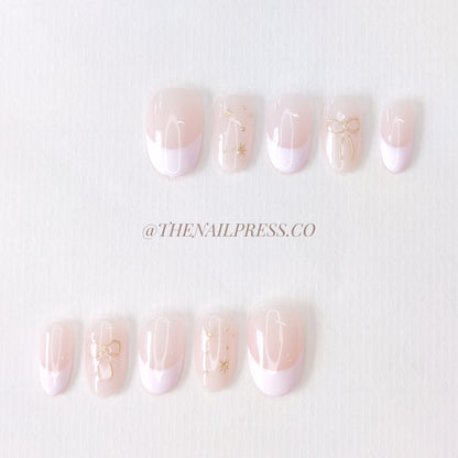 Stardust Serenade – Medium Oval Rounded 19mm