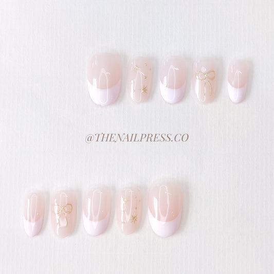 Stardust Serenade – Medium Oval Rounded 19mm