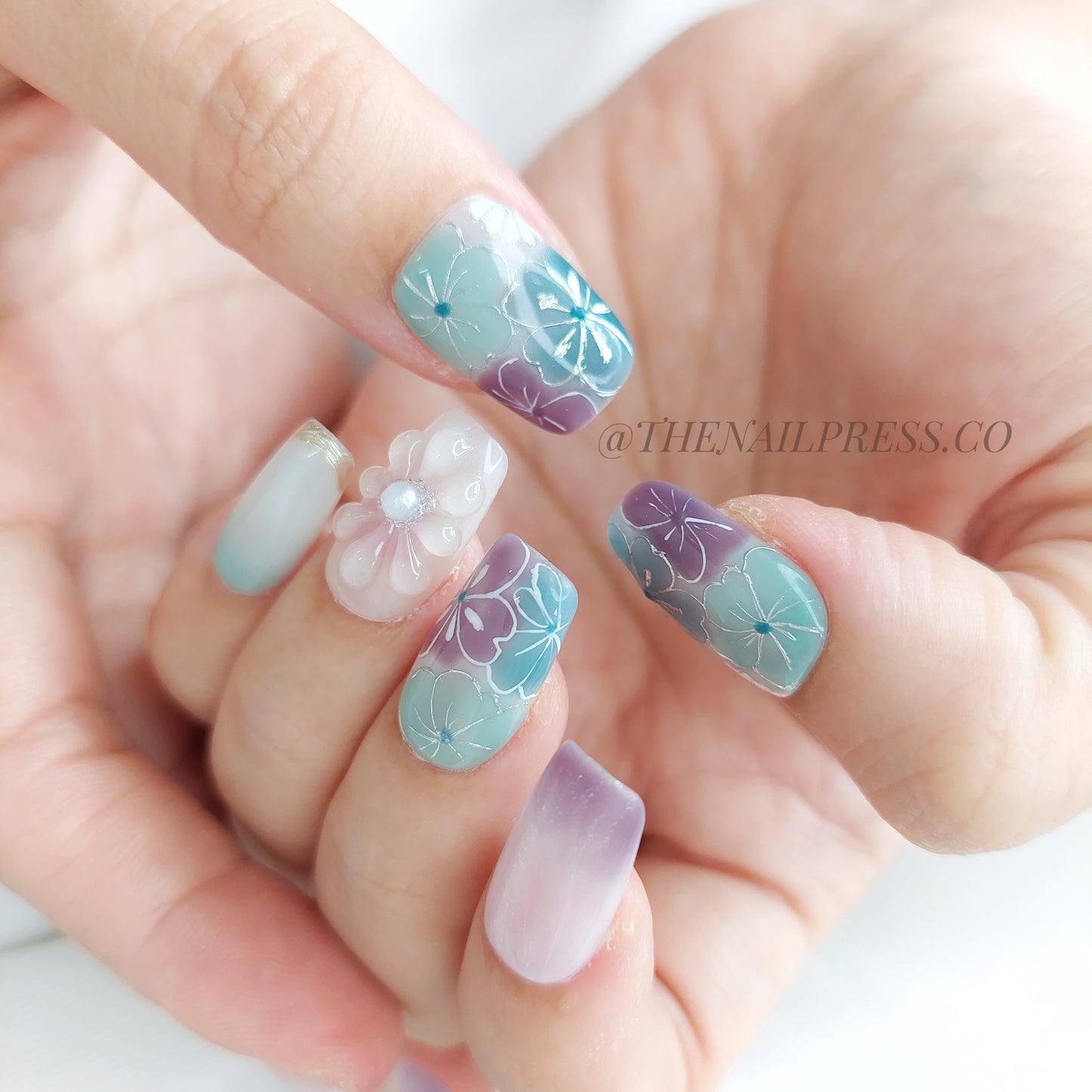 Aquarelle Garden – Medium Square 19mm