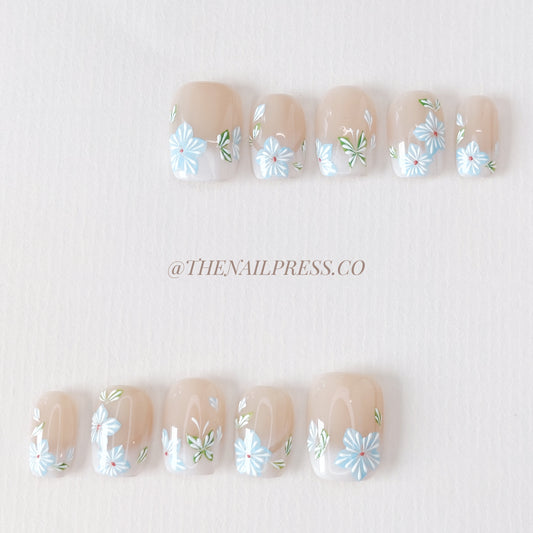 Floral Breeze – Short Square 17mm