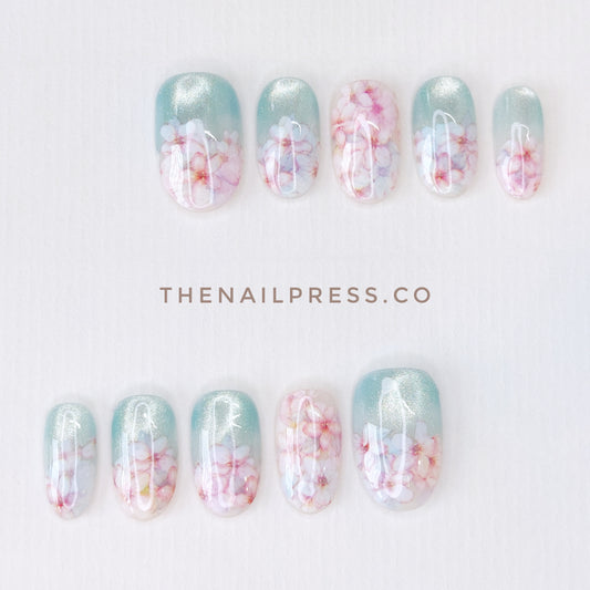 Breezy Bouquet – Medium Oval Rounded 19mm