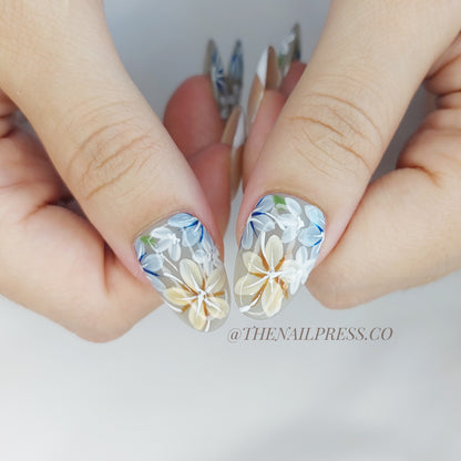 Painter’s Garden – Short Oval 21mm