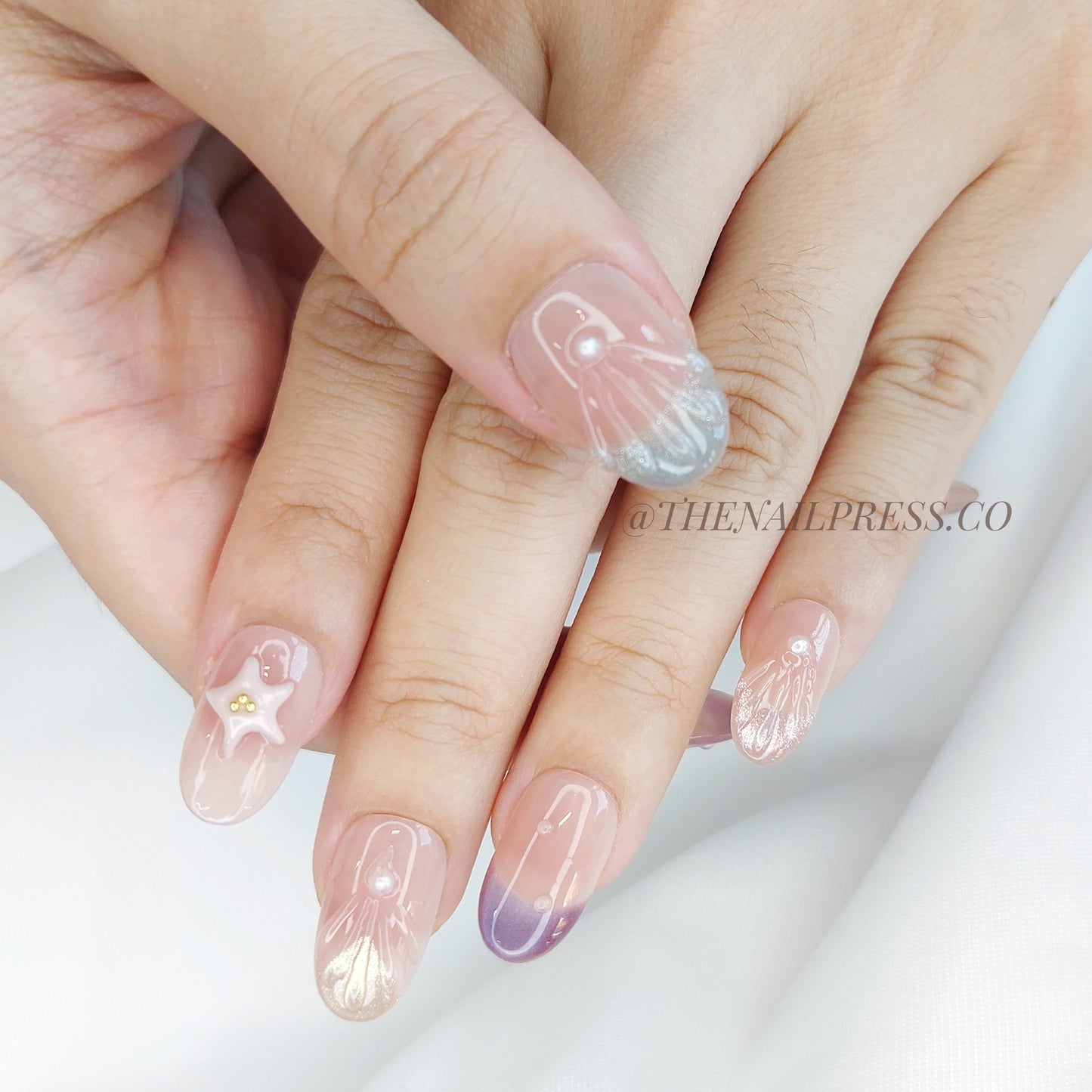 Dreamy Coast – Medium Oval Rounded 19mm