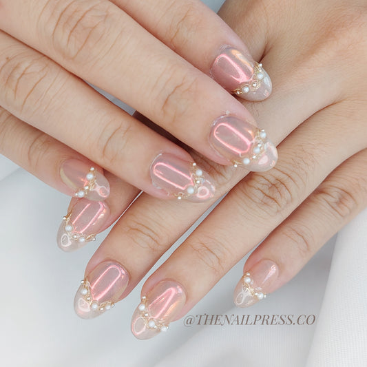 Pretty in Pearl – Medium Oval Rounded 19mm