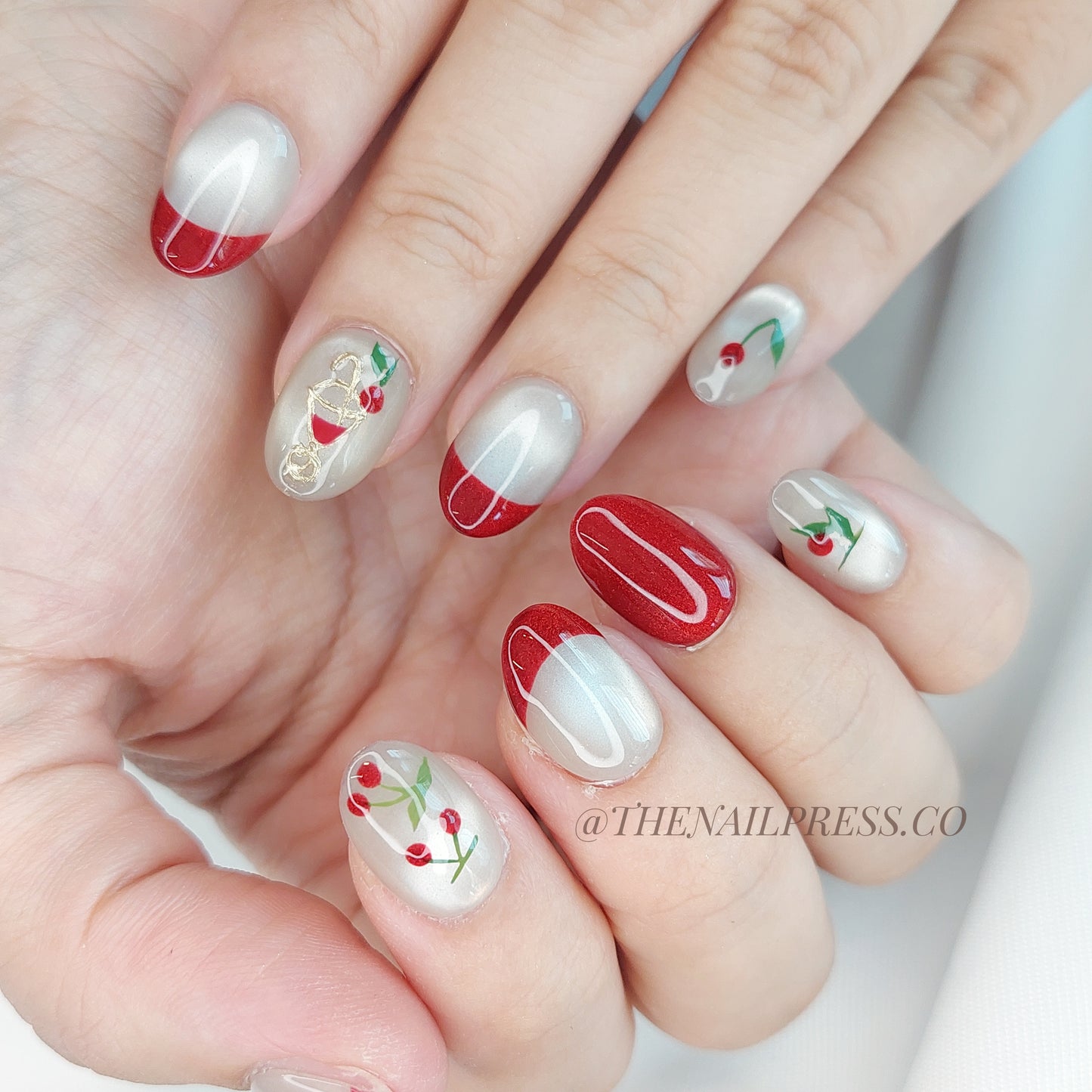 Tipsy Cherry – Short Rounded 17mm