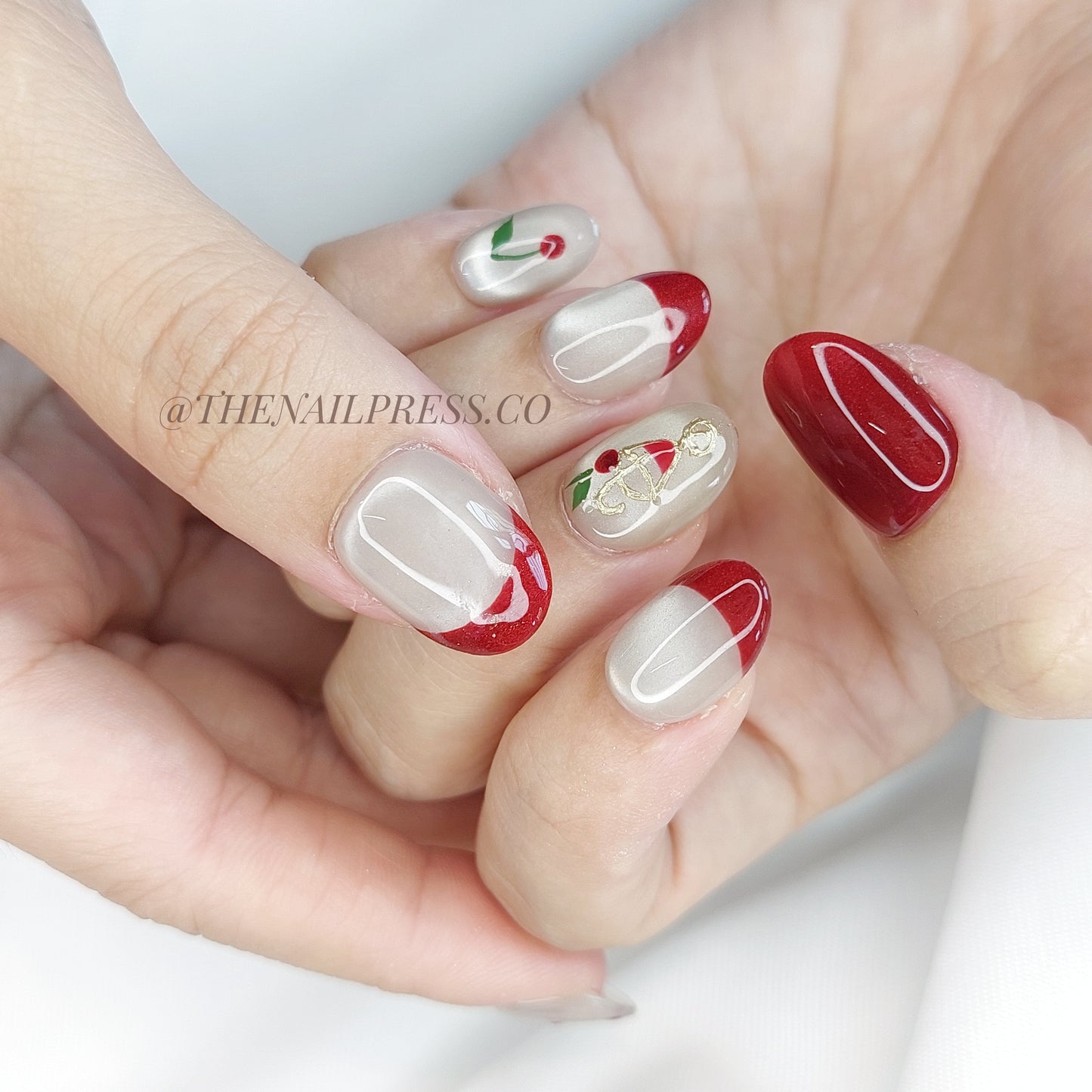 Tipsy Cherry – Short Rounded 17mm