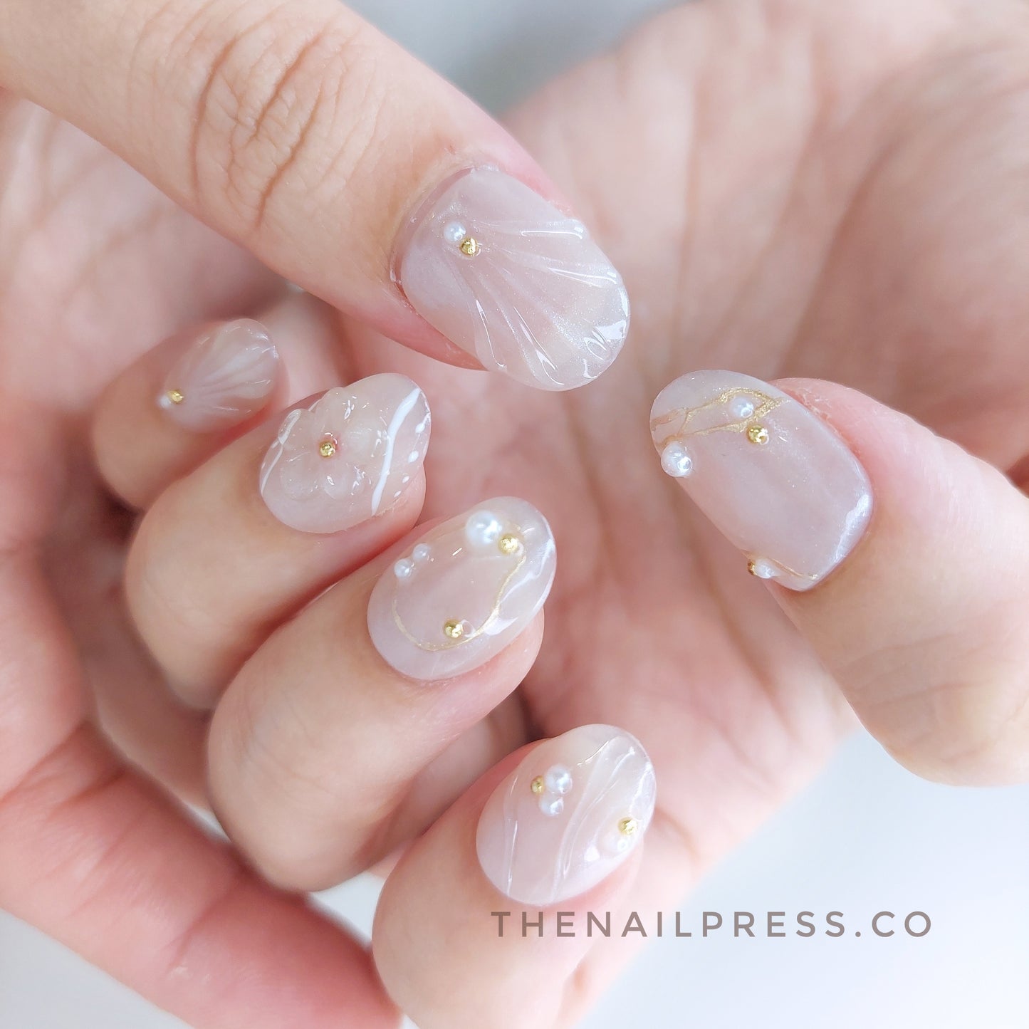 Soft Aura – Short Rounded 17mm