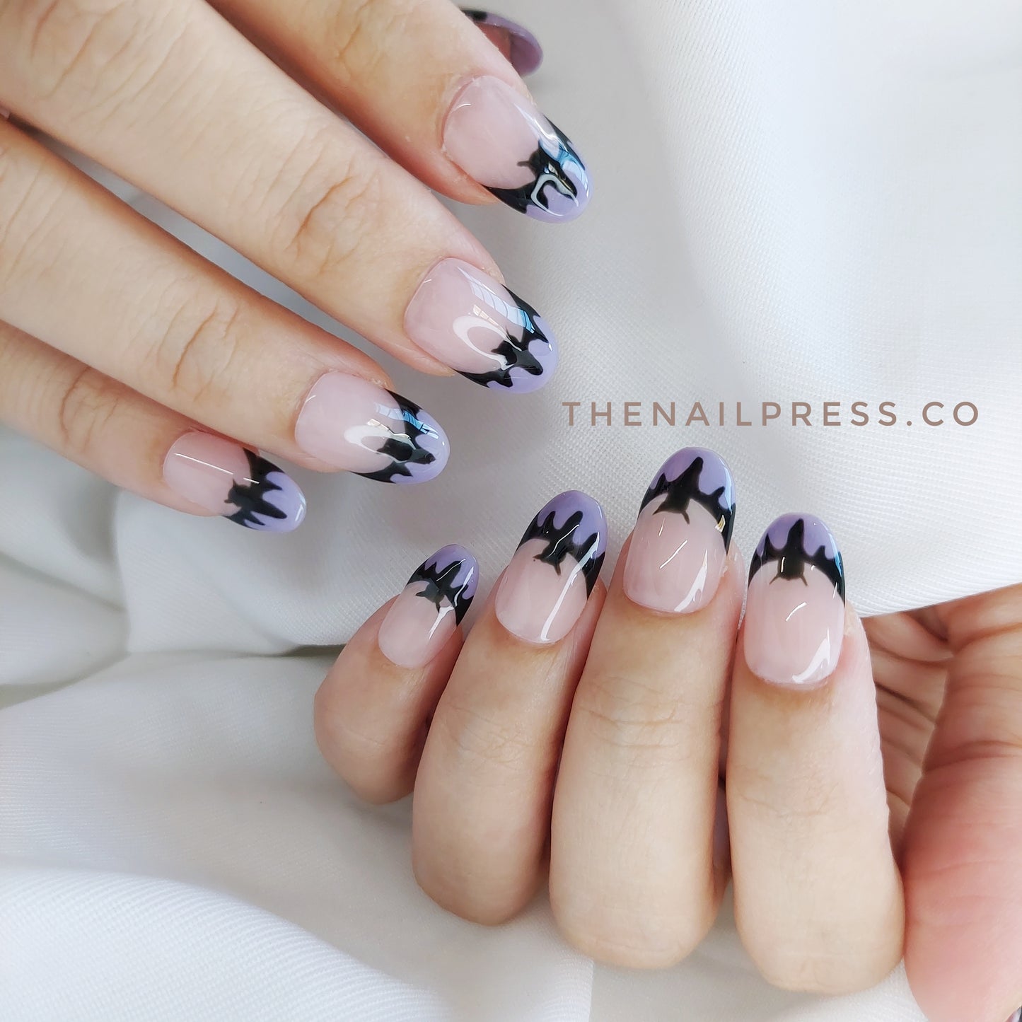 Bewitched Bats – Kids Nails | Medium Rounded 19mm