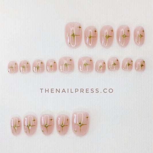 Golden Rumi – Kids Nails | Short Rounded 17mm