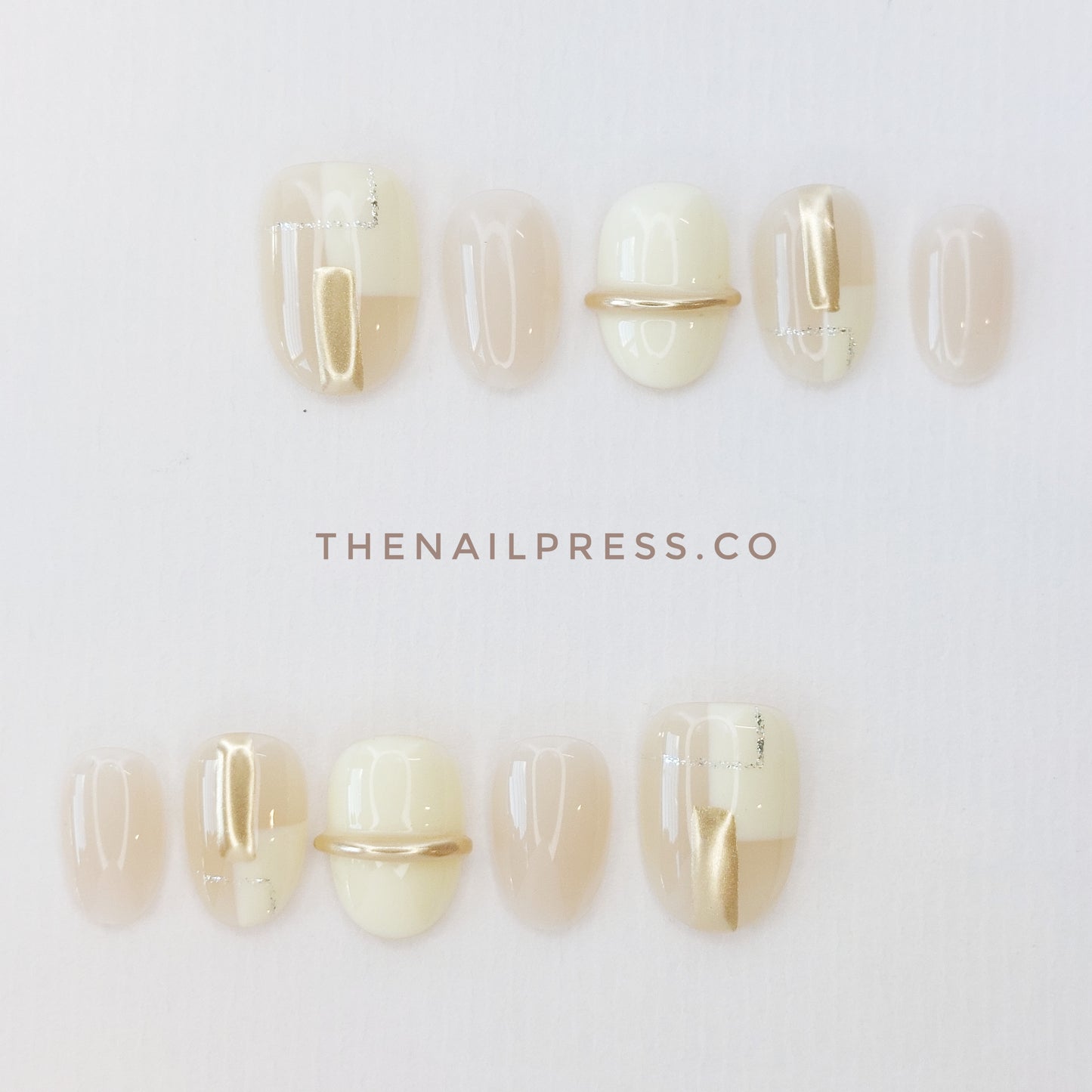 Modern Muse – Short Rounded 17mm