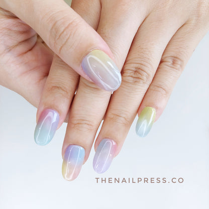 Dreamy Rainbow – Medium Oval Rounded 19mm