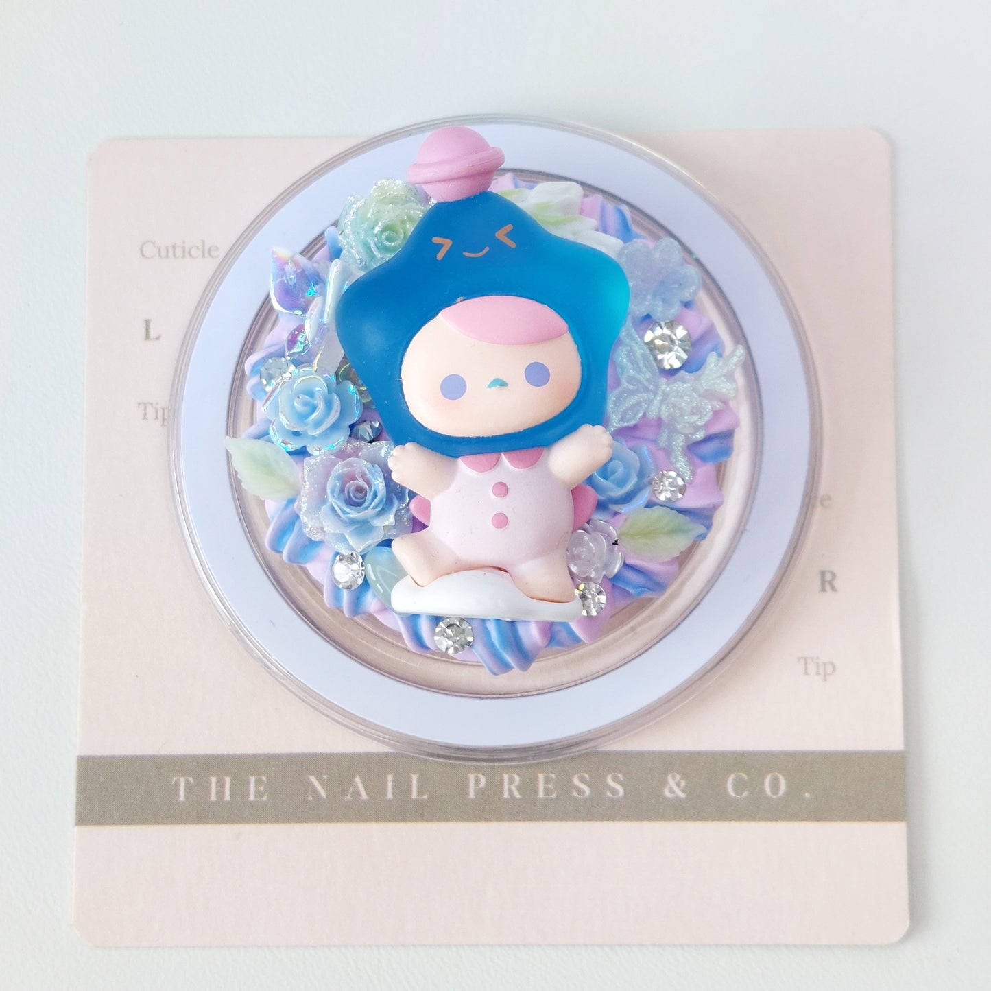 Pop Socket | Pucky – Lighting the Night Sky Series