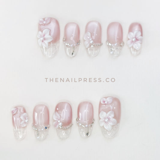 Pink Crystal Garden – Medium Oval 24mm