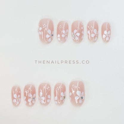 Simplicity in Blooms – Medium Oval Rounded 19mm