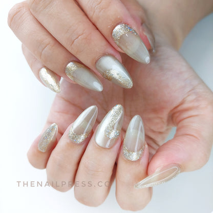 Gold Dust Shimmer – Short Almond 22mm