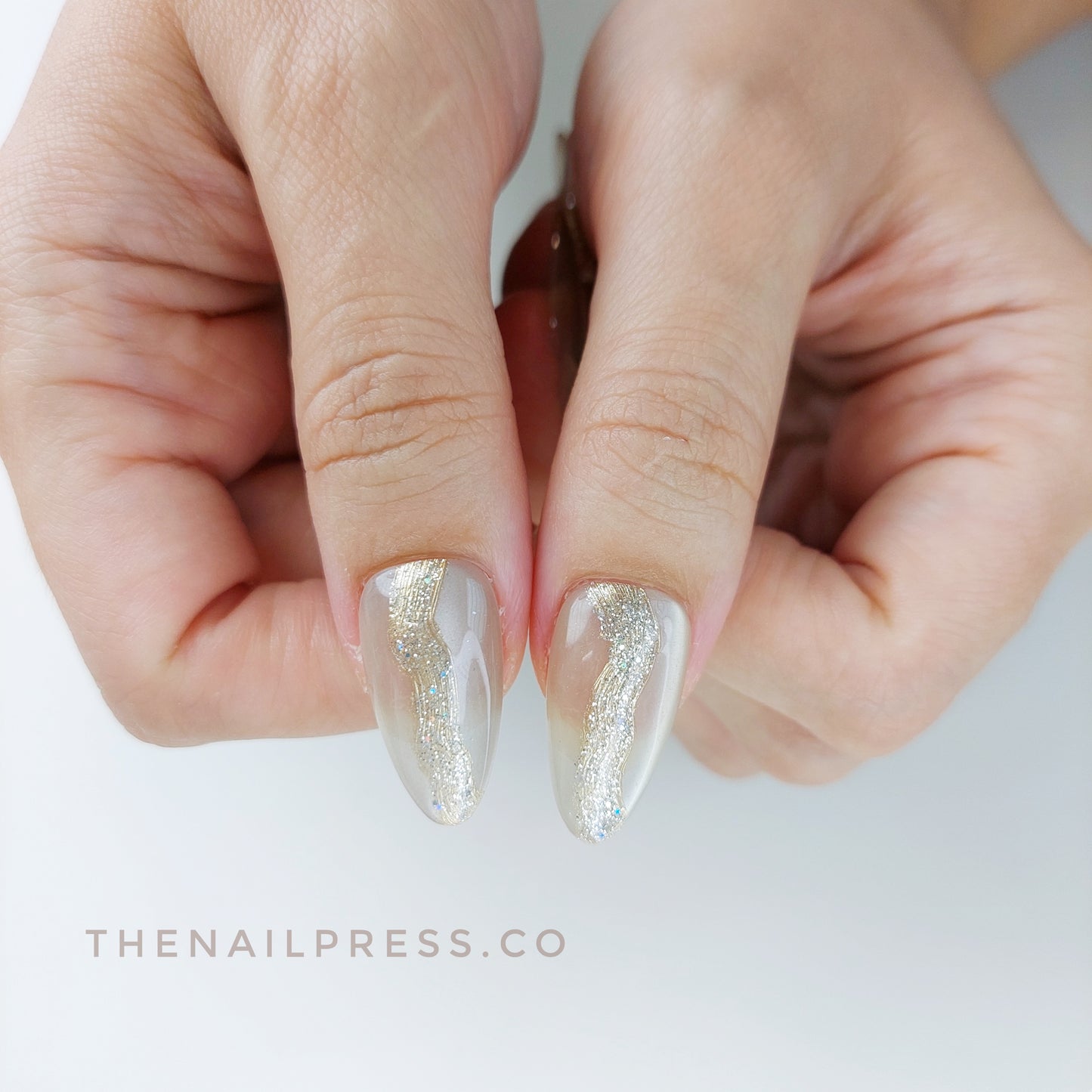 Gold Dust Shimmer – Short Almond 22mm