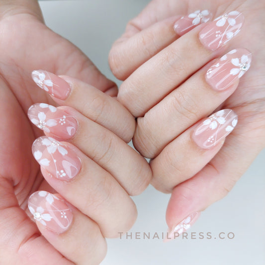 Simplicity in Blooms – Medium Oval Rounded 19mm