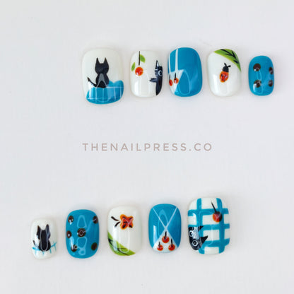 Curious Cat – Short Squoval 16mm