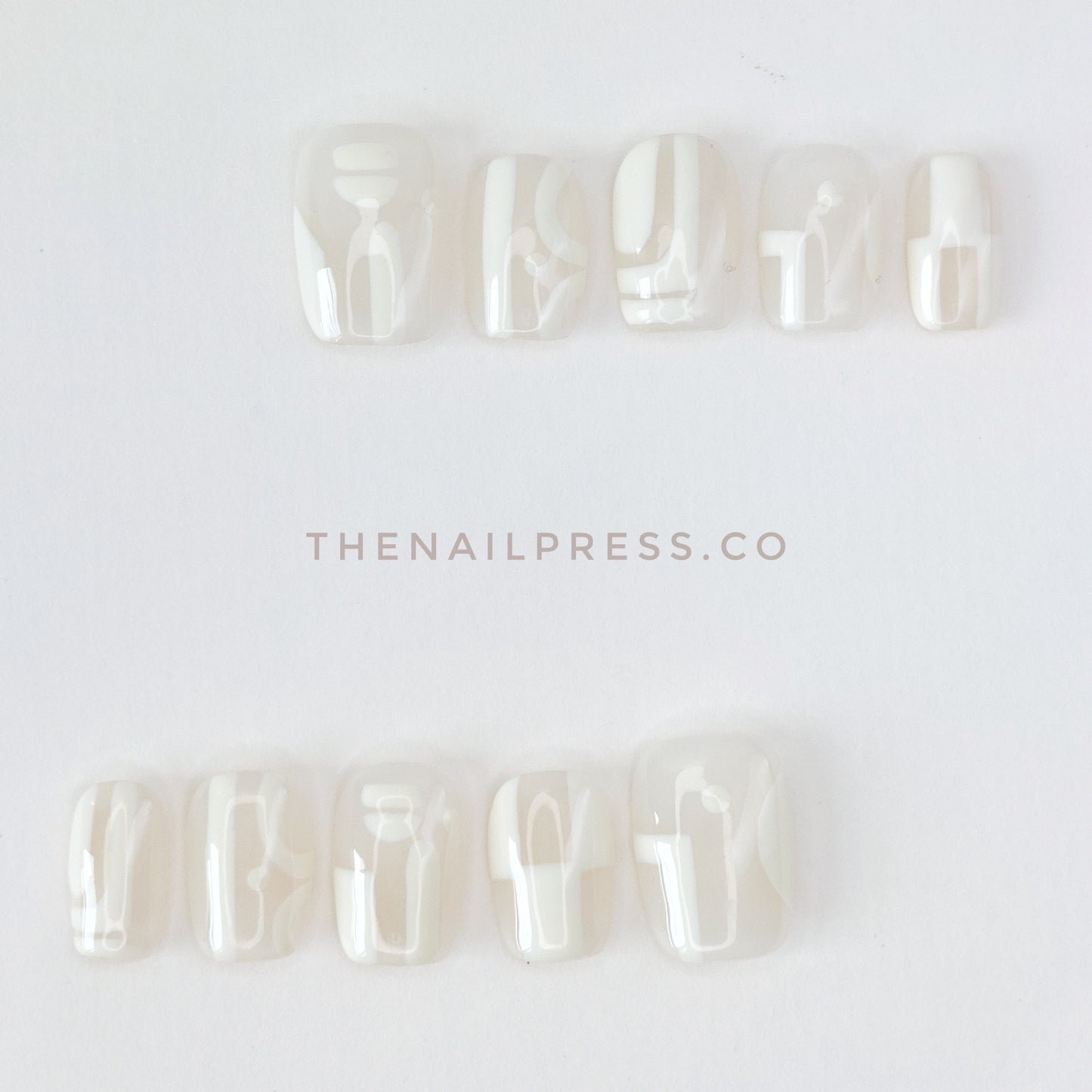 Minimal Muse – Short Square 17mm | Short Rounded 17mm