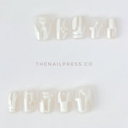 Minimal Muse – Short Square 17mm | Short Rounded 17mm