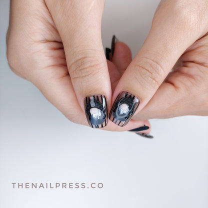 Holiday Mischief – Short Square 17mm