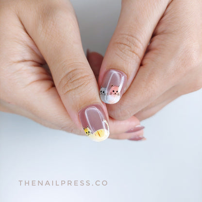 Frisky Glow – Short Rounded 17mm